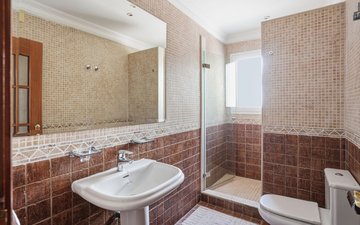 Property slide 25