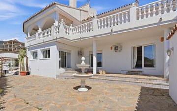 Property slide 38