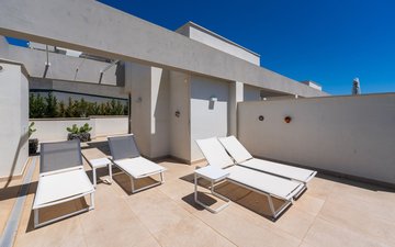 Property slide 21
