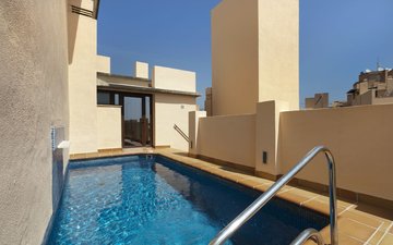 Property slide 18
