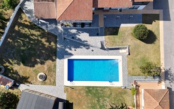 Property slide 106
