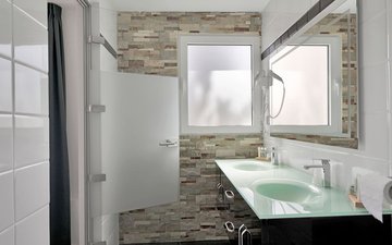 Property slide 18