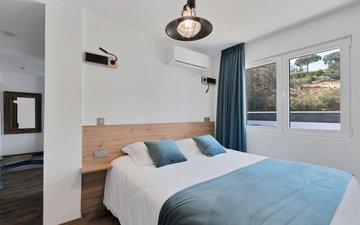 Property slide 39