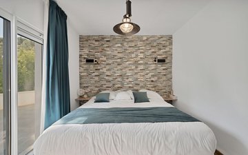 Property slide 86