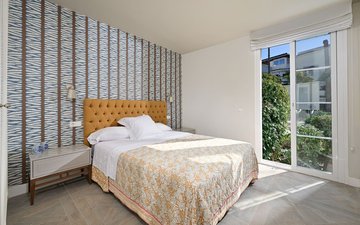 Property slide 16