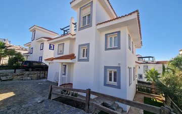 Property slide 14