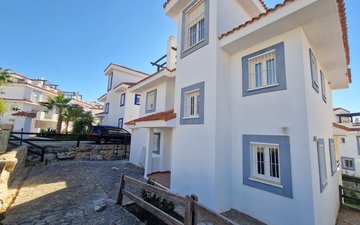 Property slide 16