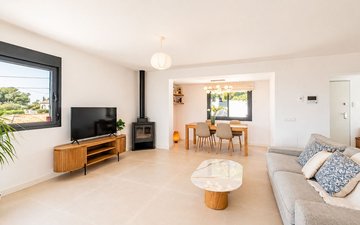 Property slide 8