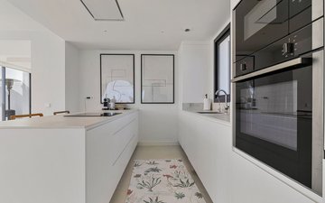 Property slide 10
