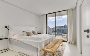 Property slide 17