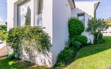Property slide 104