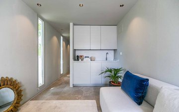 Property slide 113