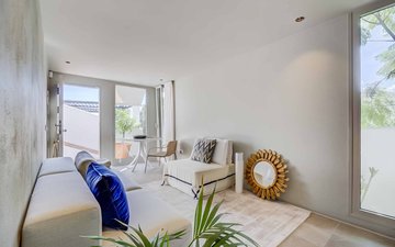 Property slide 117