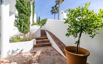 Property slide 28