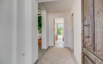 Property slide 67