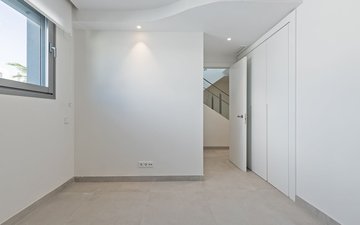 Property slide 19