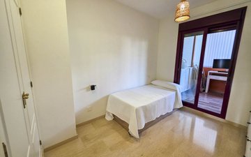 Property slide 32