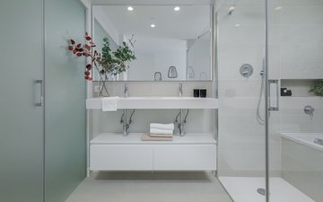 Property slide 21