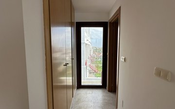 Property slide 48