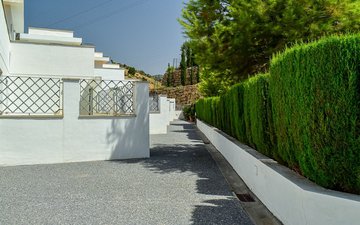 Property slide 16