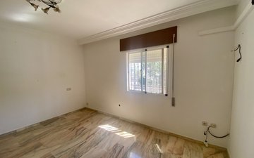 Property slide 22