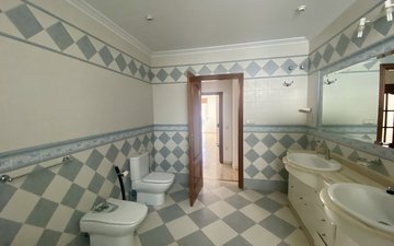 Property slide 46