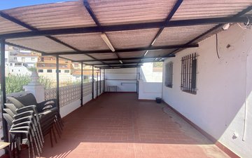Property slide 68