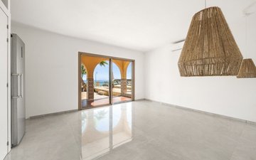 Property slide 24