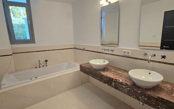 Property slide 19