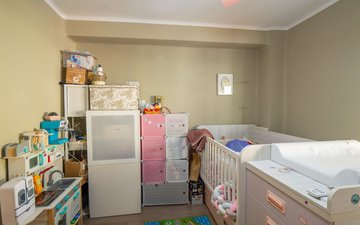 Property slide 18