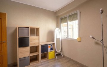 Property slide 22
