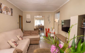 Property slide 25