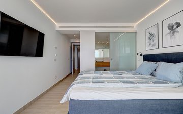 Property slide 18
