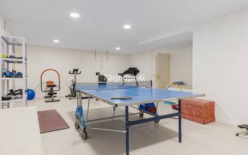 Property slide 21