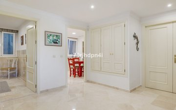Property slide 32
