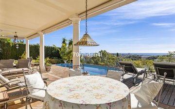 Property slide 60