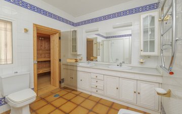 Property slide 19