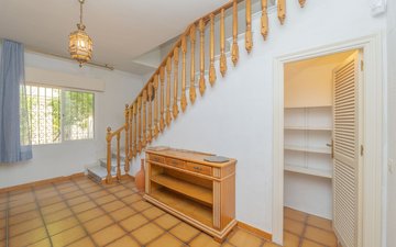 Property slide 29
