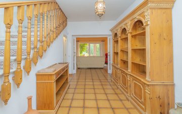 Property slide 31