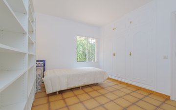 Property slide 42