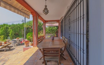 Property slide 44