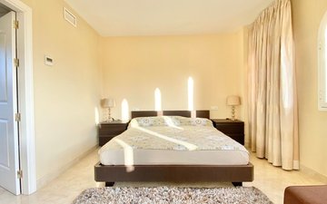 Property slide 22
