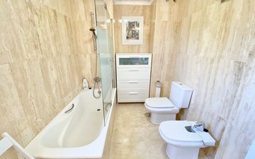 Property slide 25