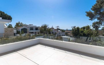 Property slide 42