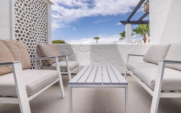 Property slide 25