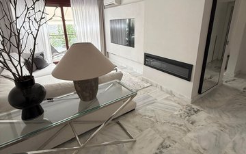 Property slide 21