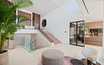Property slide 10