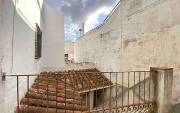 Property slide 15