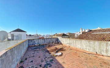 Property slide 17