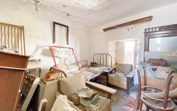 Property slide 25
